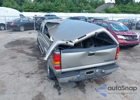 2001 Chevrolet Silverado 2500Hd Ls z USA, uszkodzony, nr VIN 1GCHC29G31E266798